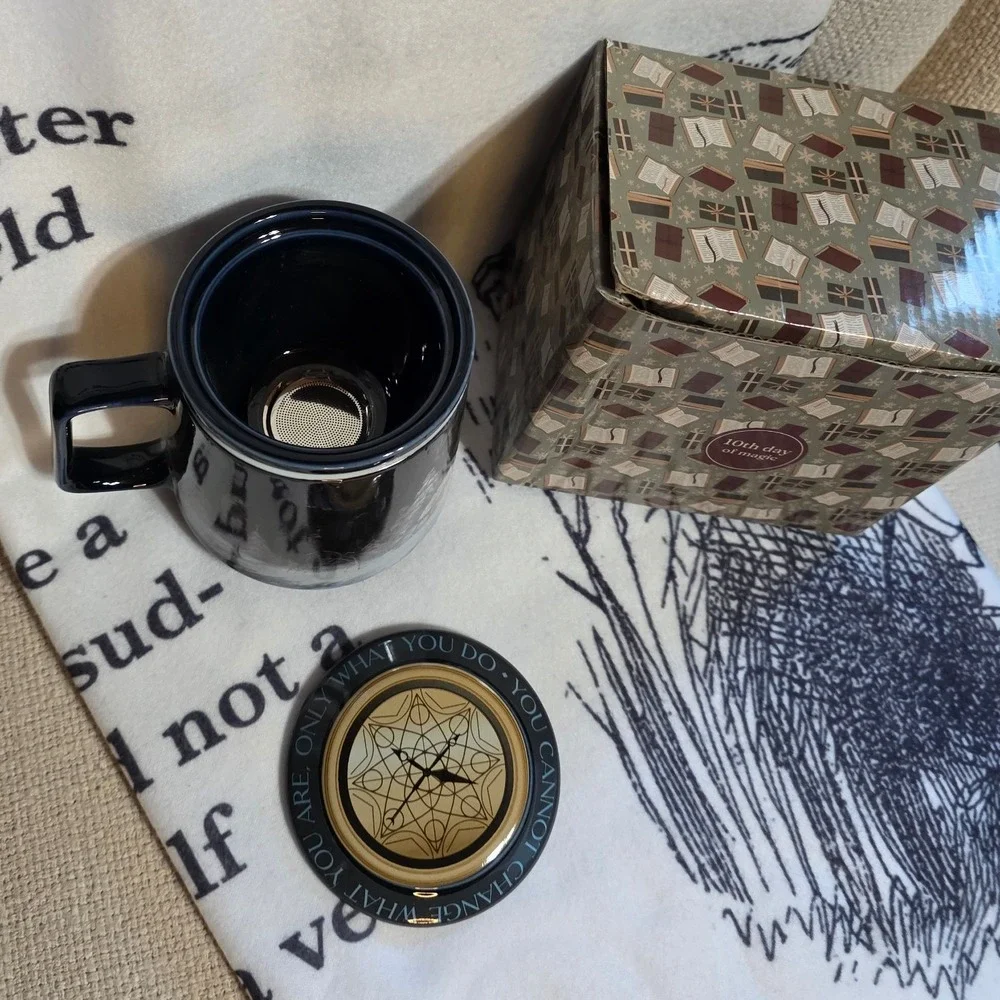 Owlcrate Advent Tea infuser Golden Compass